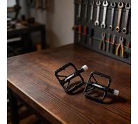 Pédales de vélo à plateforme large en aluminium avec noyau d'essieu en forme de corail et double roulement DU pour vélos de montagne et de route (noir)