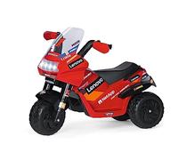 Peg Perego Ducati Desmosedici Evo, la moto électrique Ducati avec lumières et sons.Petits Ducatistes grandissent avec la mythique Ducati Desmosedici Evo pour enfants. Fabriqué en Italie.