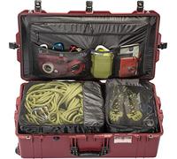 PELI 1615TRVL AIR; Valise de Voyage avec Cubes de Rangement; 71L; Bordeaux | Taille pour enregistrement aérien, serrures TSA, roues roulantes, IP67, résistant aux manipulations brutales.