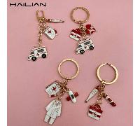 Pendentif en alliage d'outils médicaux, conçu pour les médecins et les infirmières, comprenant une ambulance, des uniformes de médecin et d'infirmière, des outils médicaux courants. Convient comme cha