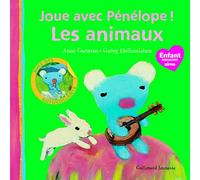 Pénélope joue avec les animaux