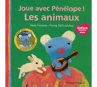 Pénélope joue avec les animaux