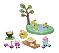 Peppa Pig Peppa's Adventures Peppa's Picnic Playset, Preschool Toy with 2 Figures and 8 Accessories, for Ages 3 and Up
