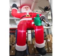 Père Noël géant gonflable 6 m