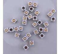 Perles pour lettres, 30 pièces, 6x6 mm, blanc avec or, carré, lettre Q