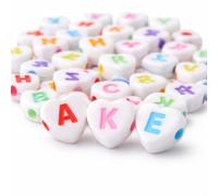 Perlin Lot de 300 petites perles avec lettres de l'alphabet en forme de cœur blanches multicolores de A à Z 7 mm avec trou pour bracelet, ras-de-cou, bijoux, autres travaux manuels