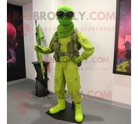 Personnage De Costume De Mascotte Redbrokoly Commando Vert Lime Habillé D'un Pantacourt Et De N?uds Papillon Multicolore