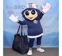 Personnage De Costume De Mascotte Redbrokoly De Cyclope Bleu Marine Habillé D'une Jupe Crayon Et De Sacs Fourre-Tout Multicolore