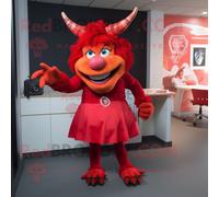Personnage De Costume De Mascotte Redbrokoly De Diable Rouge Habillé D'une Jupe Crayon Et D'épingles À Cheveux Multicolore