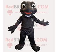 Personnage De Costume De Mascotte Redbrokoly De Grenouille Noire Habillé D'un Polo Et De Bracelets Multicolore