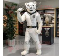 Personnage De Costume De Mascotte Redbrokoly De Panthère Blanche Vêtu D'une Robe Fourreau Et De Ceintures Multicolore