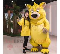 Personnage De Costume De Mascotte Redbrokoly De Sanglier Jaune Citron Habillé D'une Culotte Et De Montres Multicolore