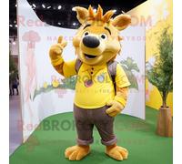 Personnage De Costume De Mascotte Redbrokoly De Sanglier Jaune Habillé D'un Jean Boyfriend Et De Colliers Multicolore