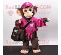 Personnage De Costume De Mascotte Redbrokoly De Singe Capucin Magenta Habillé D'un Short Cargo Et De Clips D'écharpe Multicolore