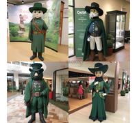 Personnage De Costume De Mascotte Redbrokoly De Soldat De La Guerre Civile Vert Forêt Habillé D'un Maillot De Bain Une Pièce Et De Châles Multicolore