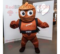 Personnage De Costume De Mascotte Redbrokoly De Super-Héros De Rouille Habillé D'un Col Roulé Et De Sacs À Dos Multicolore