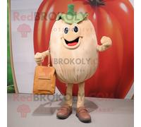 Personnage De Costume De Mascotte Redbrokoly De Tomate Crème Habillé Avec Un Jean Skinny Et Des Sacs À Main Multicolore