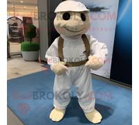 Personnage De Costume De Mascotte Redbrokoly De Tortue De Mer Blanche Habillé D'une Salopette Et D'un Châle Multicolore