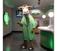 Personnage De Costume De Mascotte Redbrokoly De Vache Verte De Guernesey Habillé D'une Chemise De Ville Et D'anneaux Multicolore