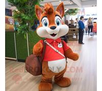 Personnage De Costume De Mascotte Redbrokoly D'écureuil Roux Habillé D'un Polo Et De Sacs Fourre-Tout Multicolore