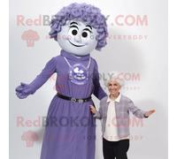 Personnage De Costume De Mascotte Redbrokoly Lavande Guinness Habillé Avec Un Jean Maman Et Des Colliers Multicolore