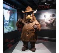 Personnage De Costume De Mascotte Redbrokoly Minotaure Marron Habillé D'un Imperméable Et De Bérets Multicolore