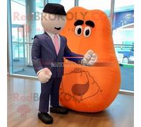 Personnage De Costume De Mascotte Redbrokoly Peach Boxing Glove Habillé D'un Blazer Et De Sacs Fourre-Tout Multicolore