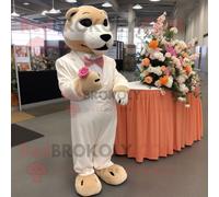 Personnage De Costume De Mascotte Redbrokoly Peach Panther Habillé D'une Robe De Mariée Et D'épingles À Cravate Multicolore