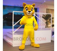 Personnage De Costume De Mascotte Redbrokoly Puma Jaune Habillé D'un Maillot De Bain Et De Pinces À Chaussures Multicolore