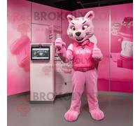 Personnage De Costume De Mascotte Redbrokoly Puma Rose Habillé D'une Robe Fourreau Et De Porte-Monnaie Multicolore