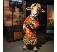 Personnage De Costume De Mascotte Redbrokoly Rust Goat Habillé D'une Robe Portefeuille Et De Boucles D'oreilles Multicolore