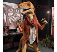Personnage De Costume De Mascotte Redbrokoly Velociraptor Rouille Habillé Avec Des Épingles Graphic Tee Et Shawl Multicolore