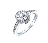 Personnalisez une bague de fiançailles solitaire ovale classique Halo 2CTW pour femmes avec un anneau fin en zircon cubique plaqué or rose en argent sterling .925 personnalisable.