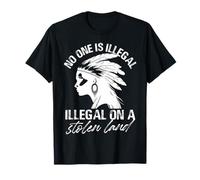Personne n'est illégal sur Un Terrain volé T-Shirt