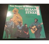 Pete Seeger & Brother Kirk Visit Sesame Street
