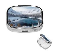 Petit pilulier à 2 compartiments, scène hivernale, montagnes enneigées, pilulier quotidien portable en métal pour poche, sac à main, boîte à pilules de voyage avec miroir carré, support de médicaments