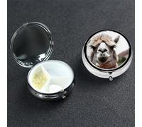Petit pilulier à 3 compartiments, pilulier amusant en alpaga lama portable en métal pour poche, sac à main, boîte à pilules de voyage avec miroir rond et support de vitamines Cadeau unique