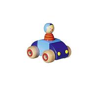 Petite voiture en bois avec personnage