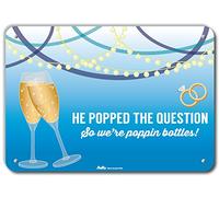 PetKa Signs and Graphics PKBC-0016-NP_25,4 x 17,8 cm He Pooped The Question So We're Poppin Bottles!" Panneau en plastique, 25,4 x 17,8 cm, bleu