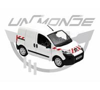 Peugeot Bipper 2009 White with red striping