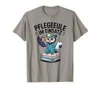 « Pflegeeule im Einsatz Nachtdienst Spruch für Pflegekraft » T-Shirt