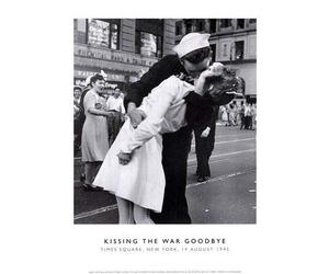 PGM Kissing The WAR Goodbye Poster Motif soldat de New York 60 x 80 cm