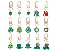PH PandaHall 15 Styles Porte Clés Saint Patrick 24pcs Trèfle à Quatre Feuilles Porte Clés Chapeau Trèfle Brelqoue Bonheur Breloque Plante Verte pour e Voiture Sac à Main Sac à Dos Cadeau Fête