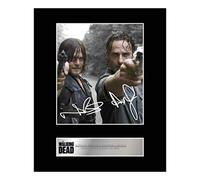 Photo dédicacée de Norman Reedus alias Daryl Dixon et Andrew Lincoln alias Rick Grimes de la série The Walking Dead