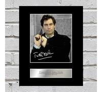 Photo dédicacée de Timothy Dalton James Bond 007