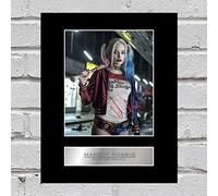 Photo dédicacée encadrée de Margot Robbie Squad