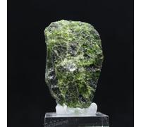 Pierre de chromediopside de 95 grammes et 65 millimètres, Minéral Chromediopside de Finlande, Minéral Non traité, Pièce Unique Rare, Décoration et Collection, Minéral de Connaissance