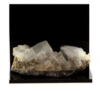 Pierres et Minéraux. Calcite à inclusions de schistes. 768.5 ct. Serre-Ponçon, France.