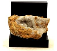 Pierres et Minéraux. Calcite """"Diamant"""". 293.5 ct. Gave de Pau, Pyrénées-Atlantiques, France.