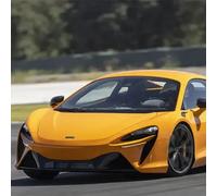 Pilotage McLaren Artura - Circuit d'Issoire
